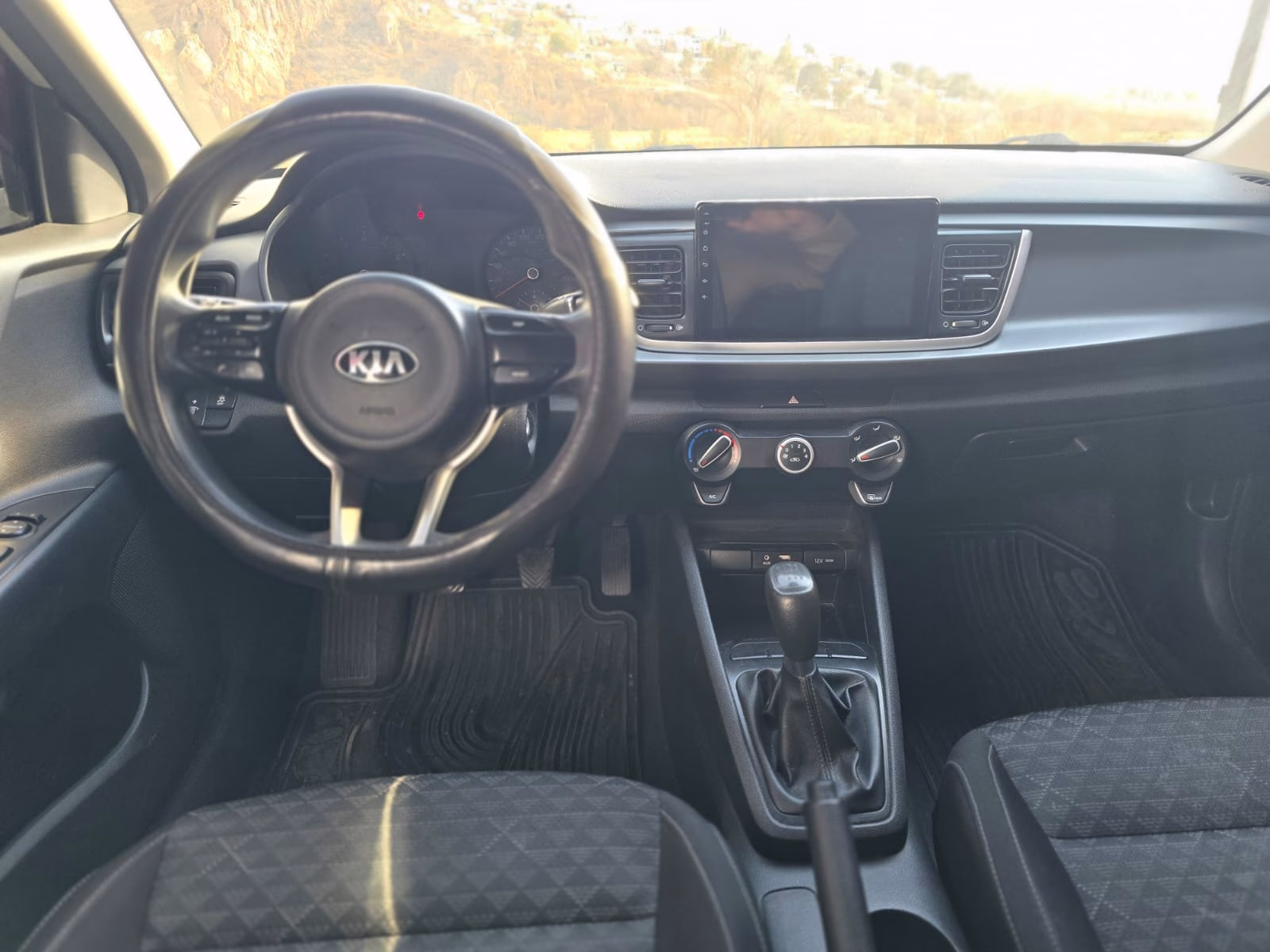 Kia Rio LX 2018 Tm - Image 9