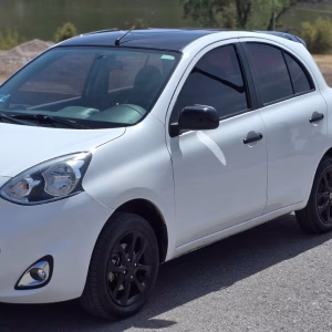 Nissan March Exclusive CVT 2019