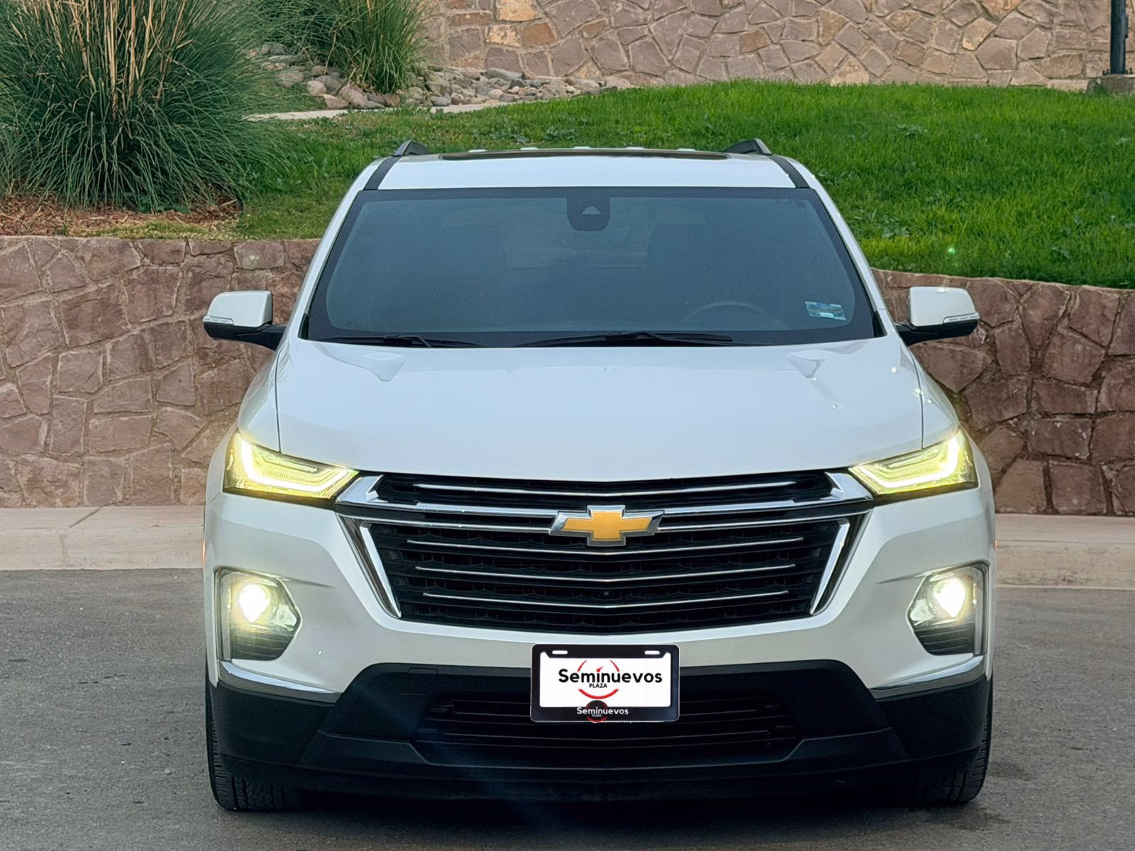 CHEVROLET TRAVERSE LT 2023 - Image 2