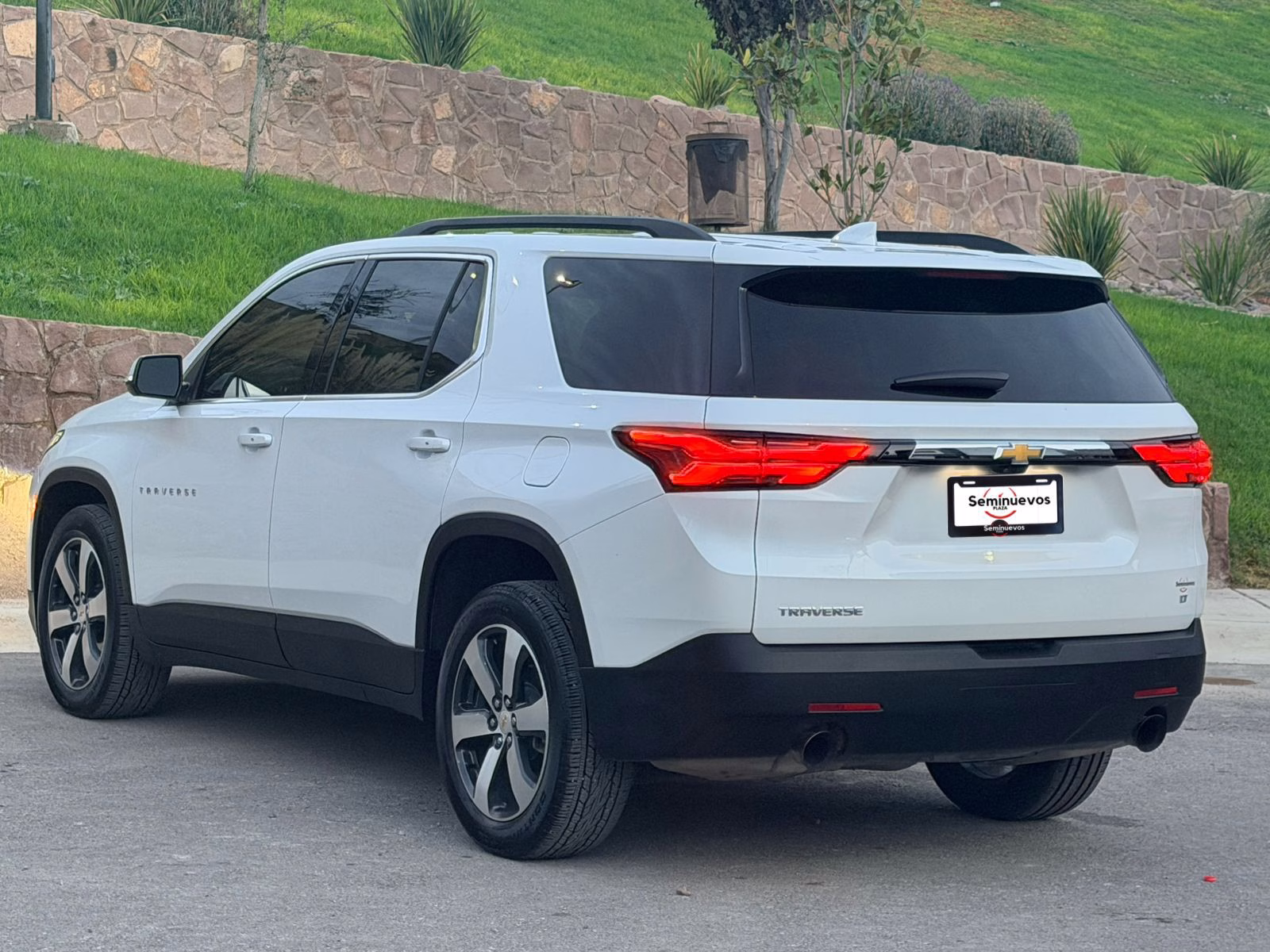 CHEVROLET TRAVERSE LT 2023 - Image 9